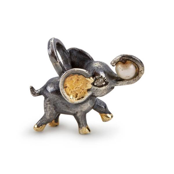 By Birdie Anheng Hannibal